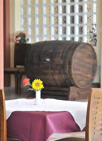 Aristotelis 에피다우로스