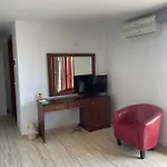 Aristotelis Hotell