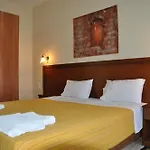 Aristotelis 2*