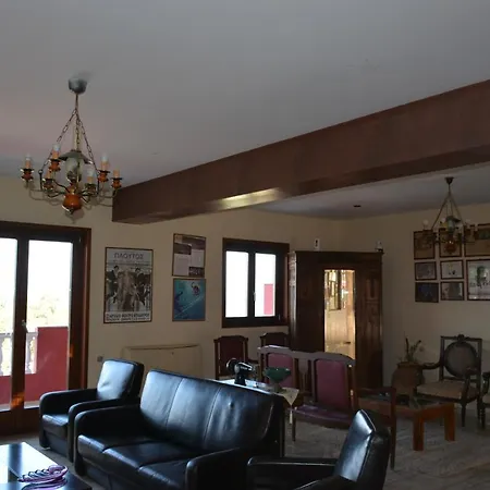 Aristotelis 2*
