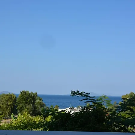 Aristotelis Hotel 2*